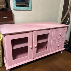 テレビ台　ピンク　収納
