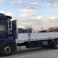 顧客管理事務スタッフ／本社 海外営業部／資格取得支援制度あり！提案力が活かせるポジションです！の画像