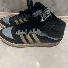 adidas27.0の画像