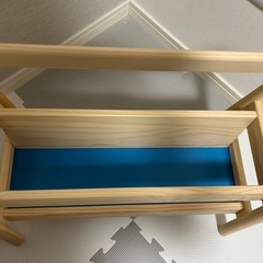 IKEA フリサット　FLISAT ブックディスプレイ　絵本ラック　絵本棚　本棚　子供用の画像