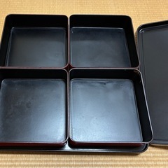 【値下げしました！未使用品　お重セット】の画像