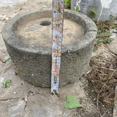 無料でお譲りします　石臼の画像