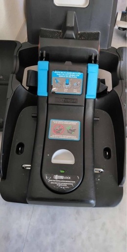 Evenfloのカーシート兼ベビーカー