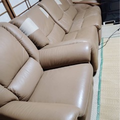 リクライニングソファ　スピーカー付きの画像