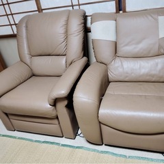 リクライニングソファ　スピーカー付きの画像