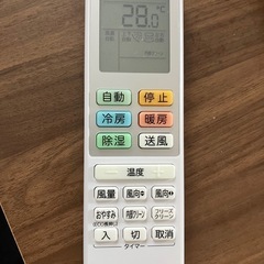 【極美品】2025年製　エアコン　2.2k 6〜8畳用　YHA-S22R　の画像