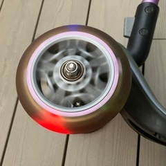 グロッバー Globber エリート デラックス ライト キックスクーター 子供用
の画像