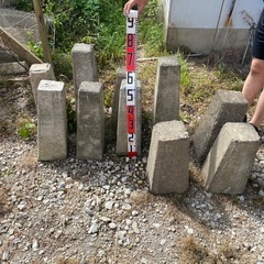 束石の画像