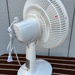■卓上扇風機 千住 elite 30cm■2019年製 KI-1000 3枚羽根■3段階風量 お座敷扇風機 サーキュレーター 白 ホワイトの画像