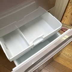 #3 3ドア TOSHIBA 375L 2016 GR-H38S(NP) 右開き 3 3ドア TOSHIBA 375L 2016 GR-H38S(NP) 右開き