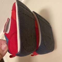 美品　子どもスニーカー　13センチの画像