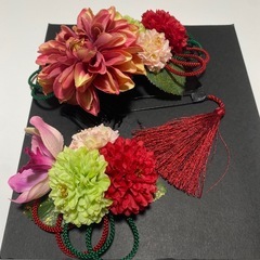 髪飾り　花の画像