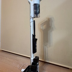 ジャンク品　コードレス掃除機の画像