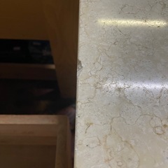大理石ローテーブルの画像