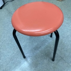 丸イスの画像