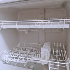 パナソニック 食器洗い乾燥機 ホワイトNP-TH3の画像