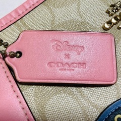 coach×Disneyの画像