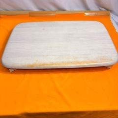 折りたたみ机の画像