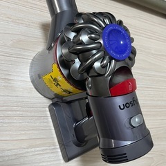 dyson ダイソン V7 コードレスクリーナー SV11 掃除機の画像