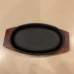 ステーキの鉄板の画像