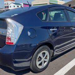トヨタ プリウスPHEV S / 走行距離 107,030 km / 年式: 2の画像