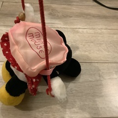 リュックを背負った　ミニーマウス　ぬいぐるみ　レトロ　TOMY Disney ディズニーの画像