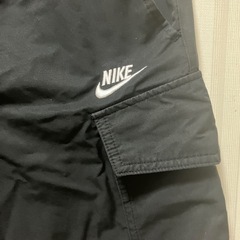 NIKE カーゴパンツ　ブラックの画像