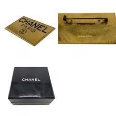 シャネル CHANEL ブローチ ココマーク ロゴ プレート ゴールドの画像