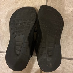 【USED】☆Adidas☆レディース☆スニーカー☆黒色☆サイズ☆24.5cm☆の画像