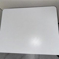 PCデスクの画像