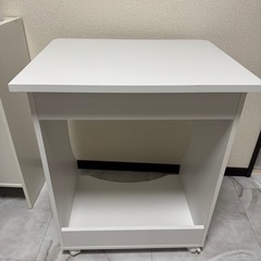 PCデスクの画像