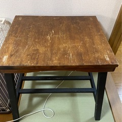 サイドテーブルの画像