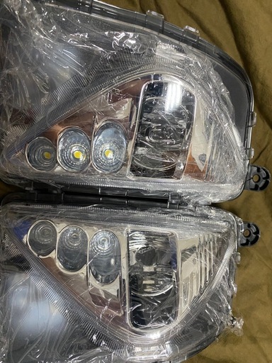 【新品】50プリウス　フォグ加工　バルブ交換式　H8H11バルブ対応 新品】50プリウス フォグ加工 バルブ交換式 H8H11H16バルブ対応