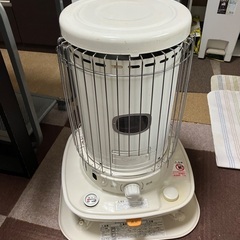 灯油ストーブの画像