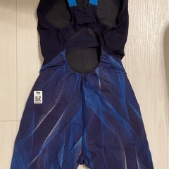 値段相談可 超お買得 高速水着　 ミズノ　さほど使ってないもの　しまい込んでいて忘れていました^o^ 3〜5回使用　4万円はしました^o^の画像