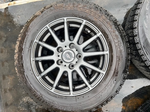 美品　溝あり　weds ウエッツ　15×6J PCD114.3 5H 15インチ　タイヤ付き　アルミホイール　4本 ブリヂストン VRX