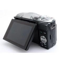 早い者勝ち！【美品】ミラーレス 一眼　Panasonic DMC-GF6W  ②の画像