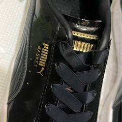 PUMA BASKET ブラック スニーカー22.5センチの画像