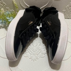 PUMA BASKET ブラック スニーカー22.5センチの画像