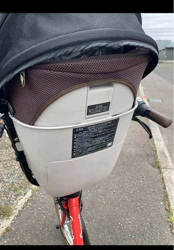 ギュットクルーム　前用チャイルドシートcombi