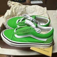 VANS オールドスクール グリーン スニーカーの画像