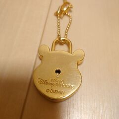 ディズニー　プーさんのキーホルダーの画像