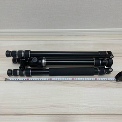 一眼レフ対応 大型三脚の画像