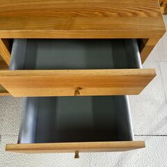 キャビネット 収納ラック ベージュの画像