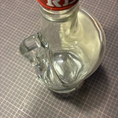 RED 　サントリー　ウイスキー　空き瓶　の画像