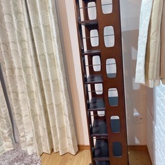 本棚　難あり　