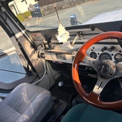 三菱ジープの画像
