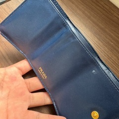 PRADA プラダ 三つ折り財布 サフィアーノ レザー ブルー ゴールド金具の画像