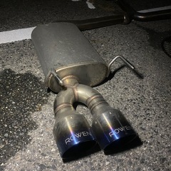 9／10まで限定。マークX rowen マフラーの画像
