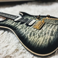 IbanezPremium Series AZ47P1QM-BIB Black Ice Burst の画像
